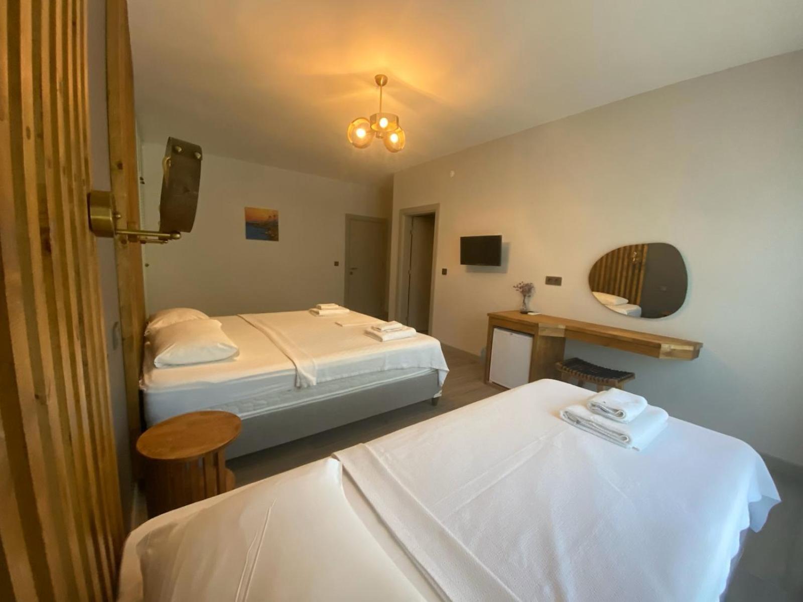 Elyada Otel Ve Bag Evi 8 Yas Ustu Bozcaada Exterior photo