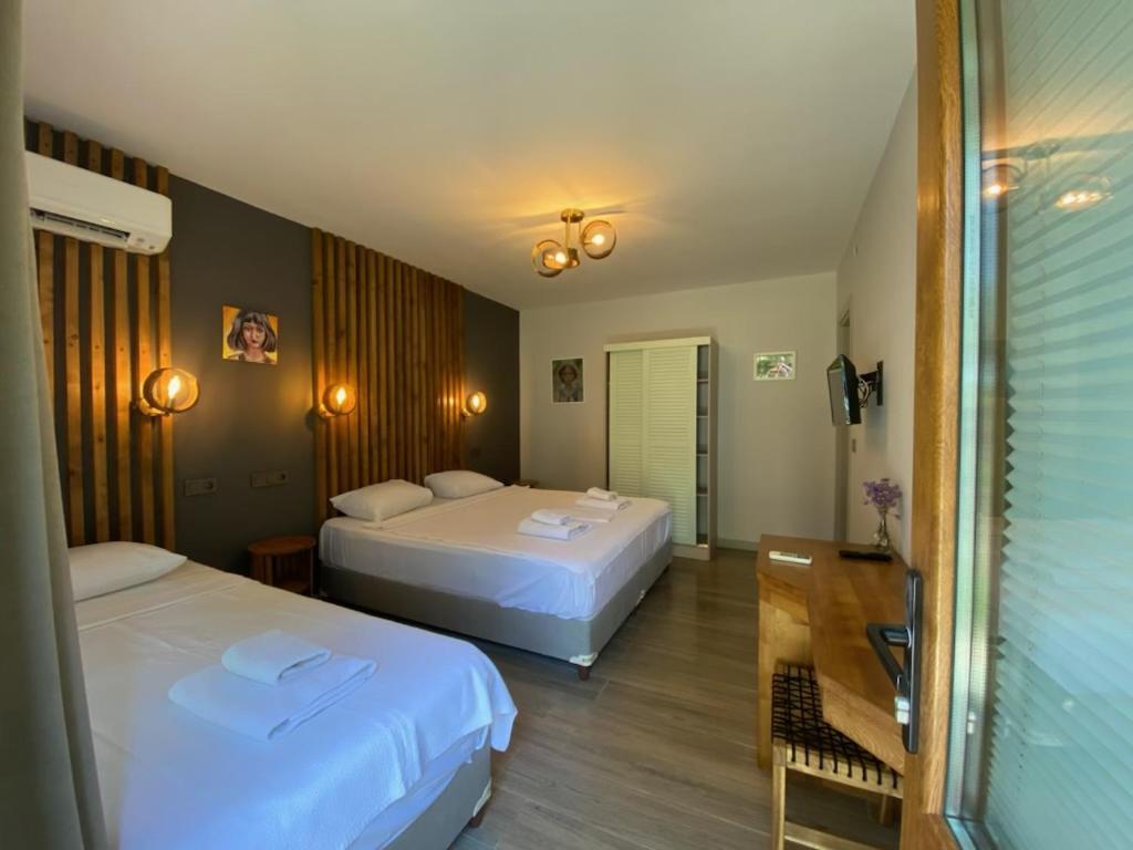 Elyada Otel Ve Bag Evi 8 Yas Ustu Bozcaada Exterior photo